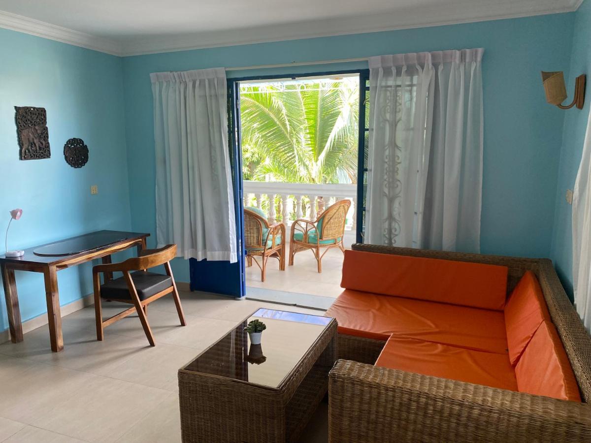 Villa Blue Lagoon Sihanoukville Exterior photo